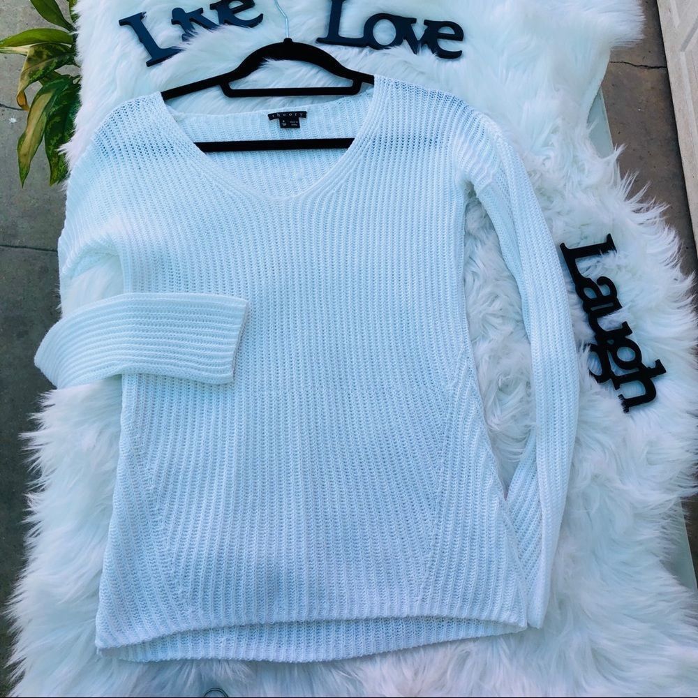 Theory knit top white